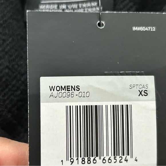 NWT Nike Relaxed Fit Crop Front Signature Hooded Sweatshirt Black XS - Picture 5 of 8